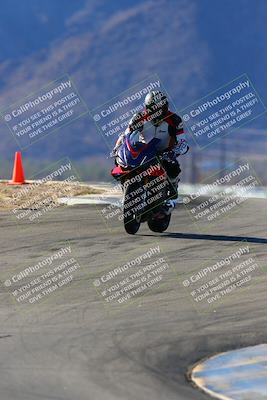 media/Jan-09-2022-SoCal Trackdays (Sun) [[2b1fec8404]]/Turns 9 and 8 (920am)/